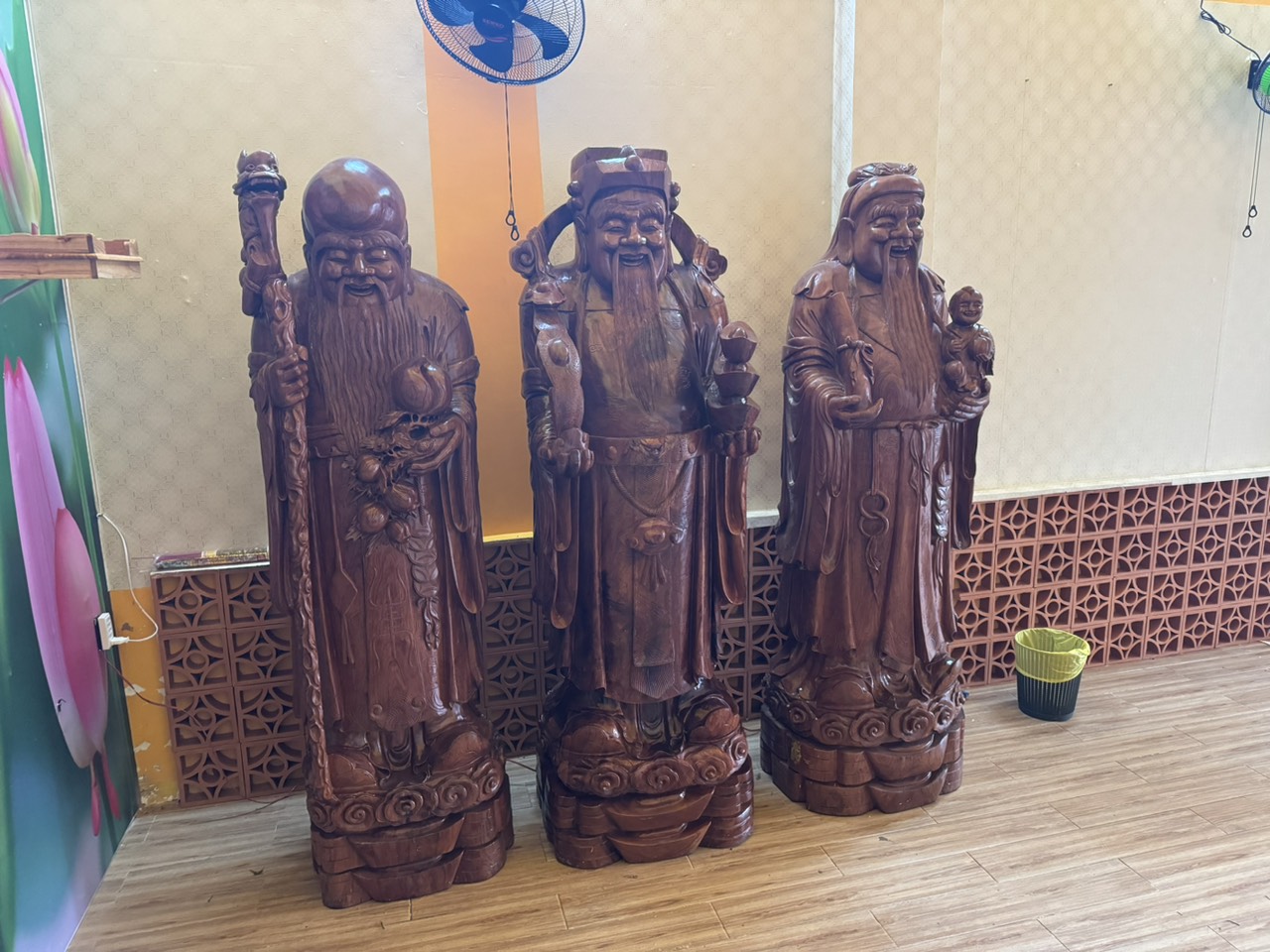 Nội Thất Việt Vượng - Chuyên Thu Mua Bàn Ghế Cũ Quận Tân Bình Uy Tín