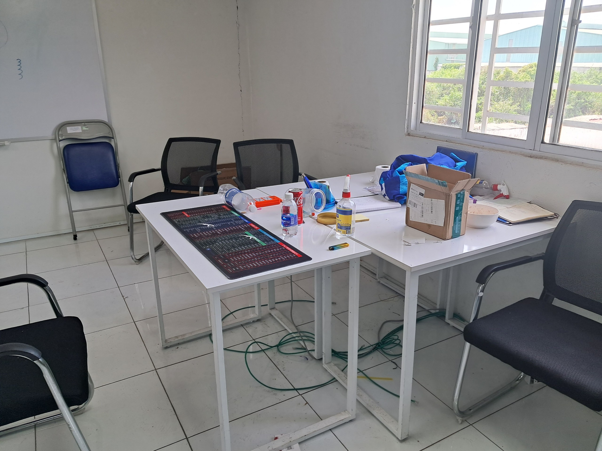 THU MUA BÀN GHẾ VĂN PHÒNG GIÁ CAO TẠI BÌNH DƯƠNG