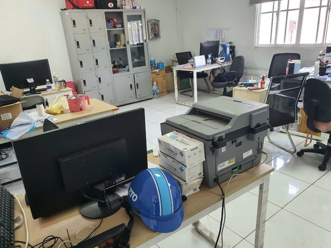 THU MUA BÀN GHẾ VĂN PHÒNG GIÁ CAO TẠI QUẬN 3