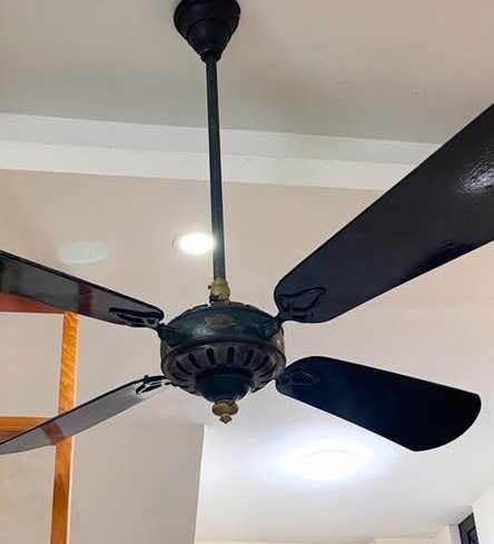 THU MUA QUẠT CŨ, QUẠT TRẦN, QUẠT BÀN, QUẠT CỔ XƯA  GIÁ CAO
